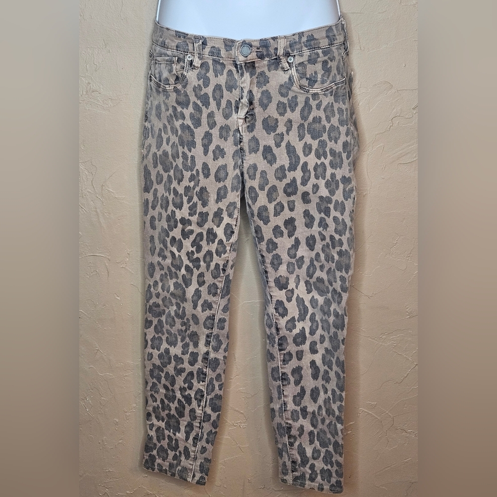 Blank NYC Reade Crop Leopard Skinny Jeans